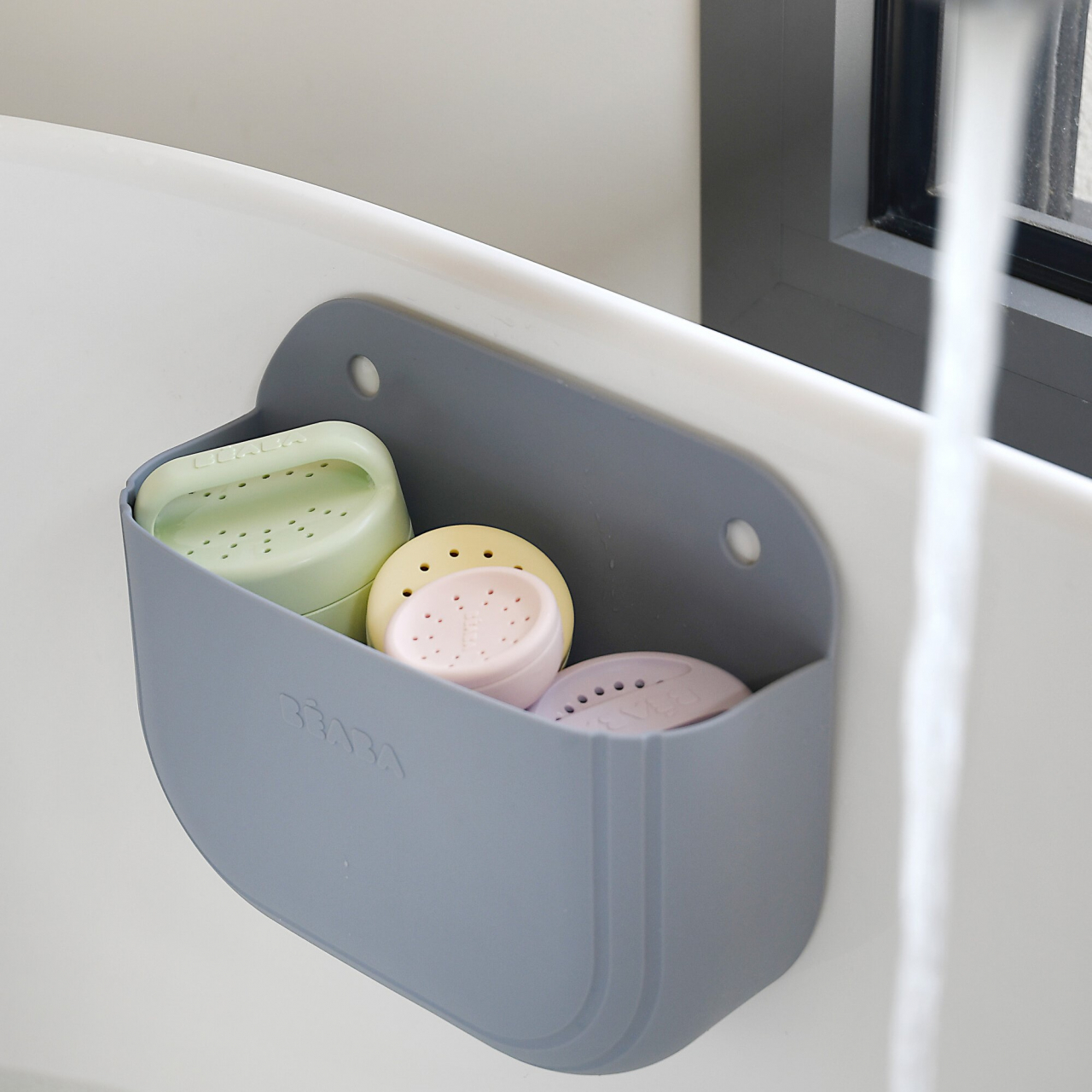Cos silicon Beaba cu jucarii de baie Pebble [8]