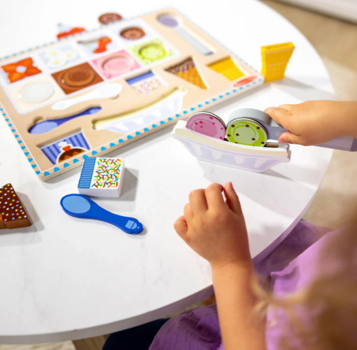 Set de joaca din lemn si puzzle magnetic Inghetata [3]