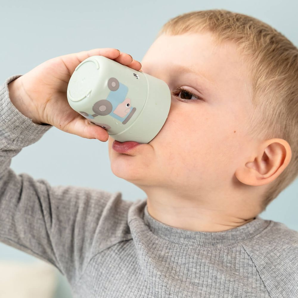 Set de masa cu ventuza Done by Deer Foodie Tiny Farm Green [7]