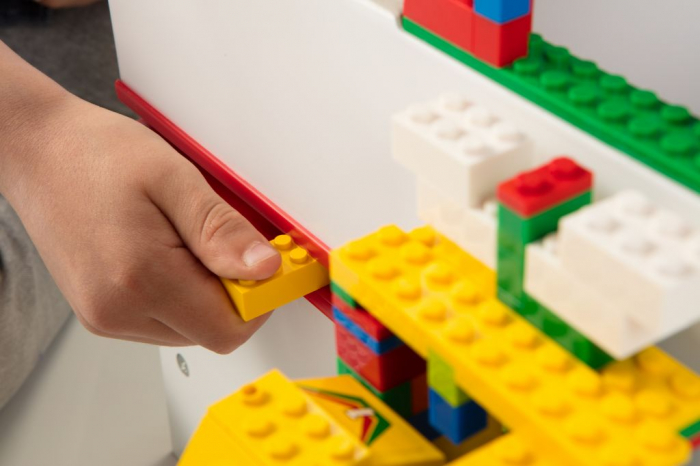Suport depozitare cu display pentru constructii tip Lego [12]