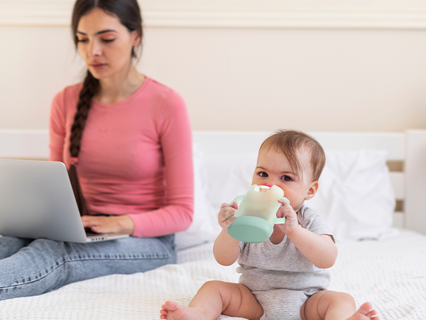 Suport pungi alimente Momcozy cu manere Green [5]