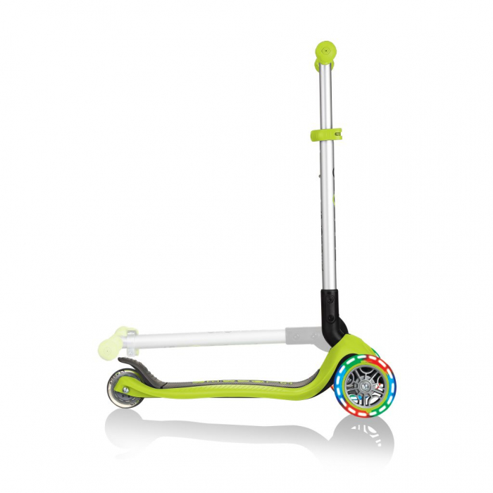 Trotineta Globber Primo cu lumini pliabila Verde [8]