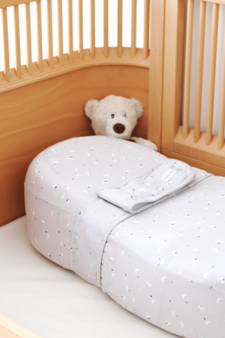 Baby nest ergonomic Red Castle Cocoonababy 10° Moon & Stars [2]