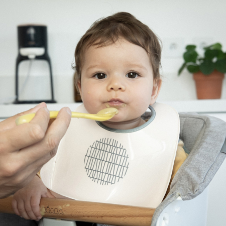 Baveta plastic Beaba Pink [1]