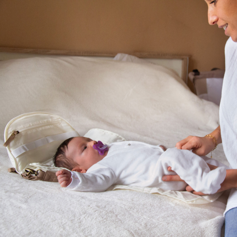 Borseta bebelusi Baby On Board Armelle Banana Naturel [3]