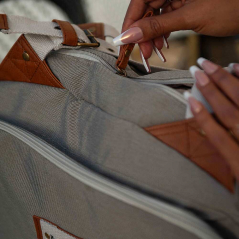 Geanta de infasat Baby On Board Titou Greige [4]