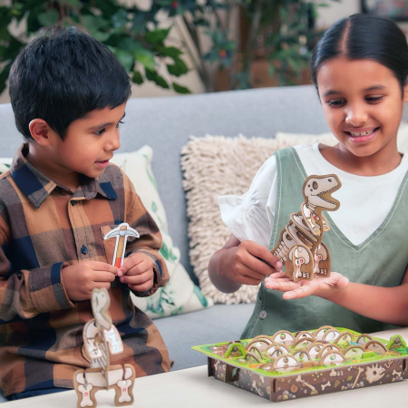 Joc educativ Orchard Toys Dinosaur Dig [8]