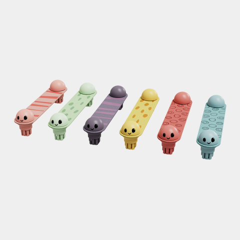 Joc indemanare - Marul cu viermisori [8]