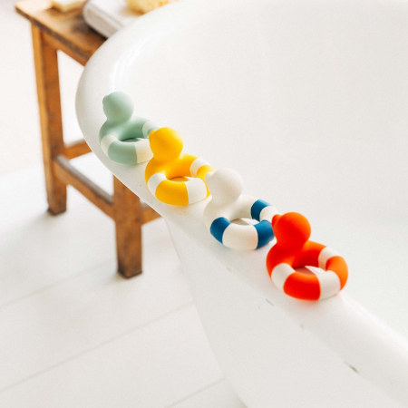 Jucarie de baie Oli and Carol Ratusca salvatoare Flo, Menta [3]