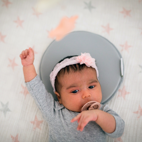 Perna ergonomica nou nascut bblüv Pilö Grey [3]