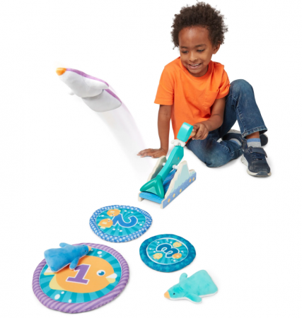 Set de joaca din lemn Pinguinii Zburatori - colectia Distractie la targ [1]