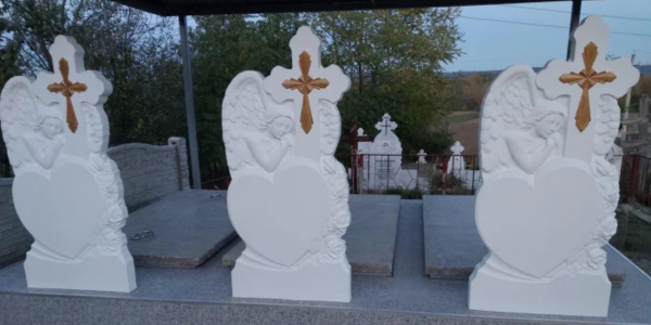 Întreținerea monumentelor funerare pe timp de iarnă - ce trebuie să știi