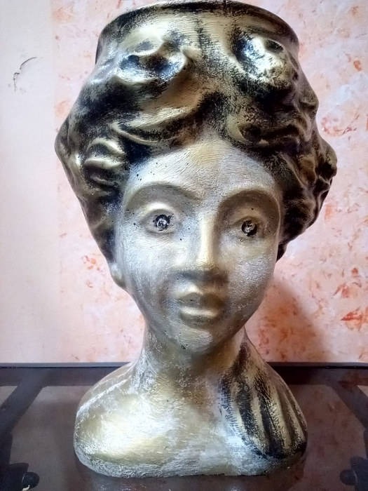 Matrita Ghiveci Cap Femeie  32 cm H [2]