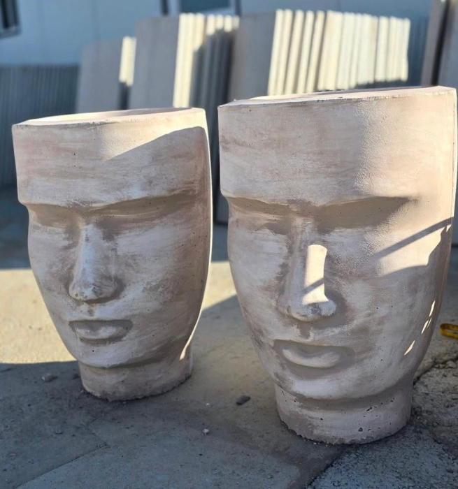 Human face flower pot mold 58 cm H [2]