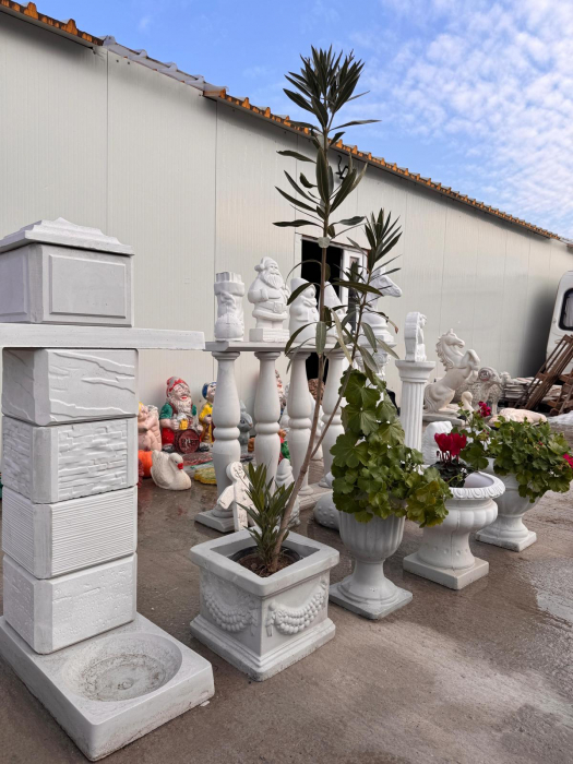 Matrita Jardiniera beton MEGA  35.5x35.5x27 cm [3]