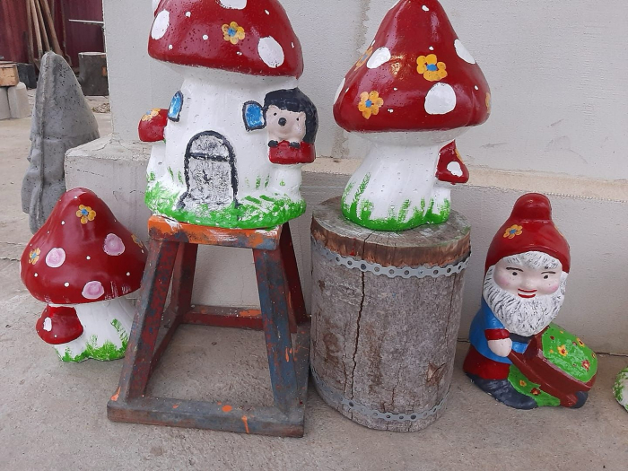 Matrita pitic gradina RUSINOSUL 37 cm H - set 2 bucati fata si spate [14]
