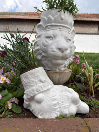 Flower pot mold lion head 38 cm H [4]