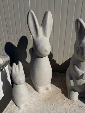 Garden bunny mold 48 cm H [1]