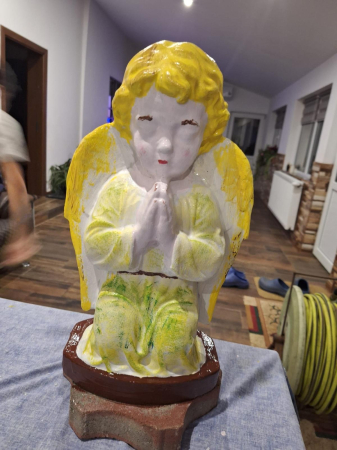 Matrita Ingeras in rugaciune 42 cm H [1]