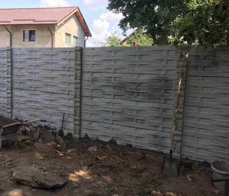 Set matrite gard panou complet cu 4 matrite de gard si 2 stalpi - BLANA VECHE 1+2 [4]